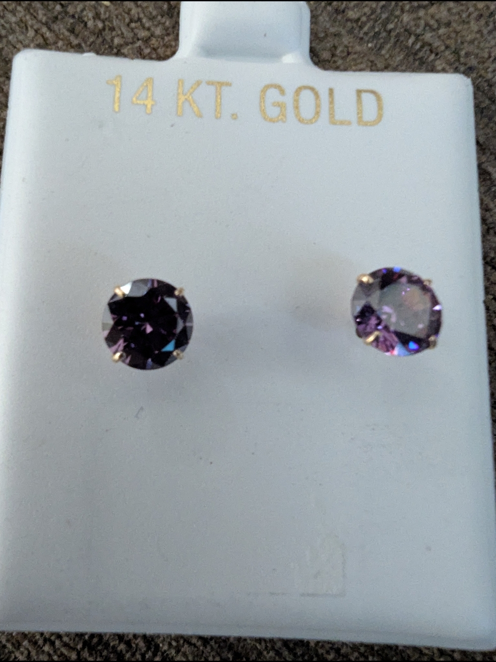 14K Gold Amethyst Purple Crystal Stud Earrings